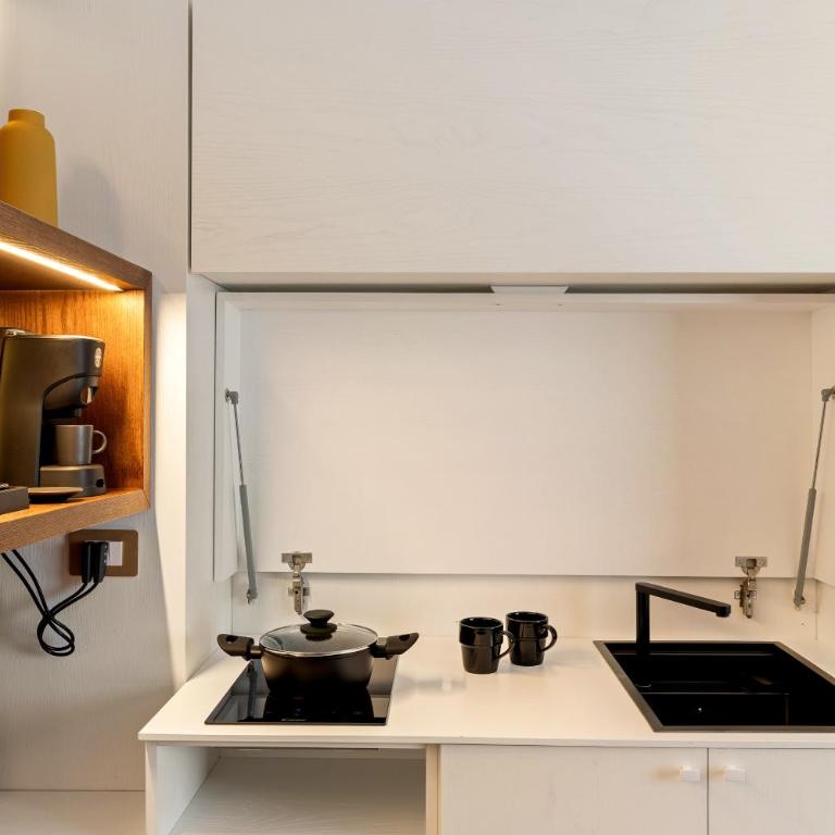 Residenze Chamur Luxury Suites Via Libertà - Habitación Doble con bañera de hidromasaje - 11