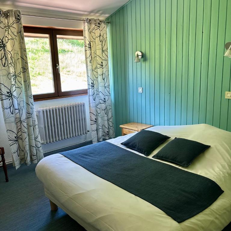 chalet des roches - Chambre Quadruple - Vue sur Montagnes - 1