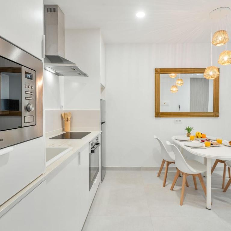 Charming Apartment in Arona Comfort and Convenience Await - Apartamento - 13