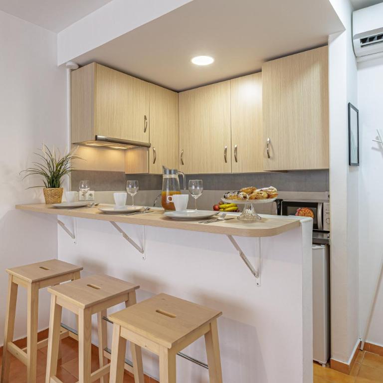 Bermeja Village - Apartamento de 1 Dormitorio con balcón y vistas a la ciudad - 6