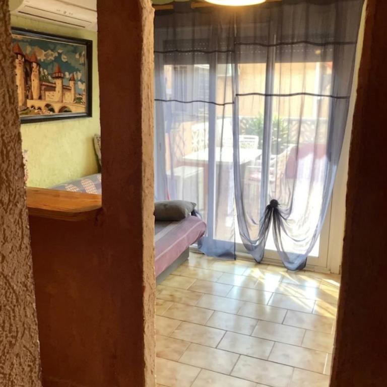Réserve africaine 15 mn - Plage 200 m - Le Mieukerien - Appartement 2 Chambres - 15