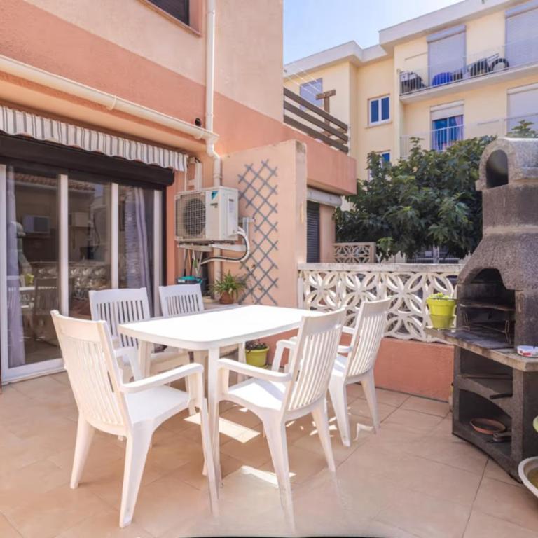 Réserve africaine 15 mn - Plage 200 m - Le Mieukerien - Appartement 2 Chambres - 40