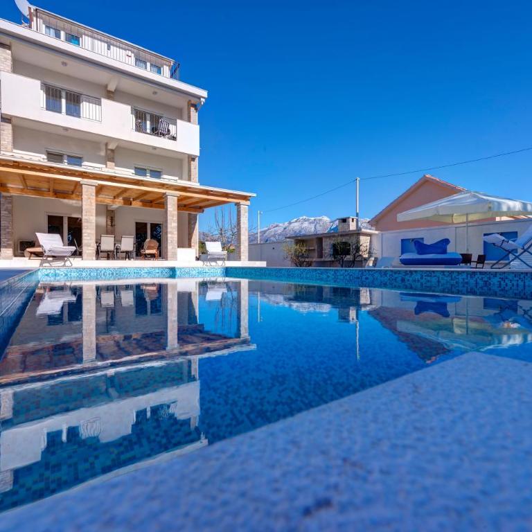 Villa Sandy Apartments - Apartment with Balcony - 12