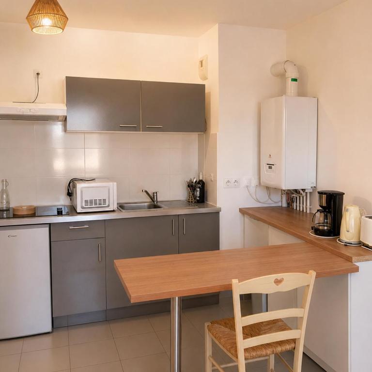 Appartement cosy situé à Bonne Source- Plage à pied - Monolocale - 5