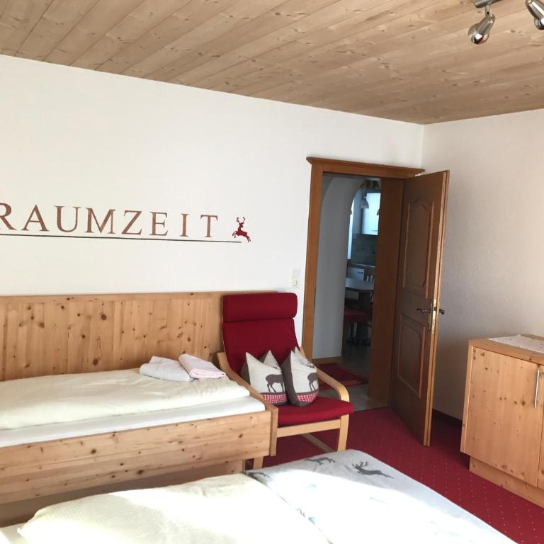 Haus Taxacher - Apartment mit 2 Schlafzimmern und Balkon - 30