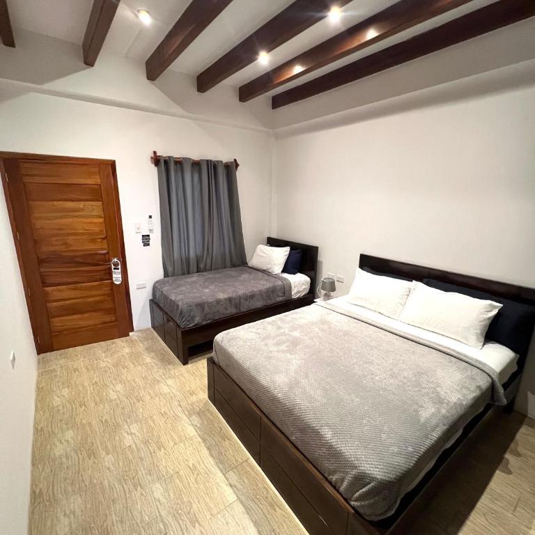 Black Pearl - Double or Twin Room with Private Bathroom - 5
