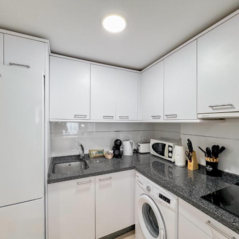 Pedregalejo Beach Apartments by Stay Belonio - Appartement 1 Chambre Deluxe - 17