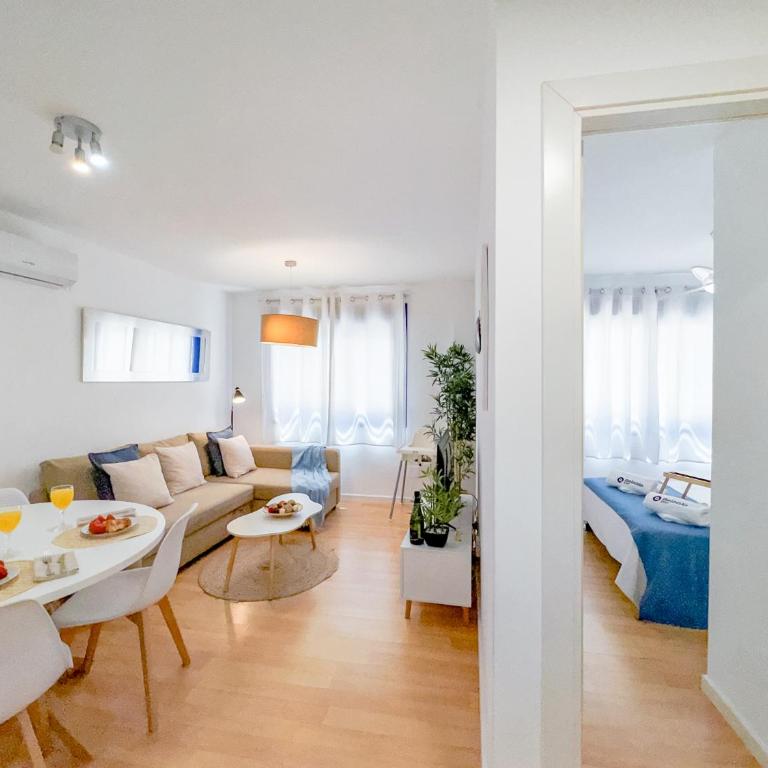 Pedregalejo Beach Apartments by Stay Belonio - Appartement 1 Chambre Deluxe - 3