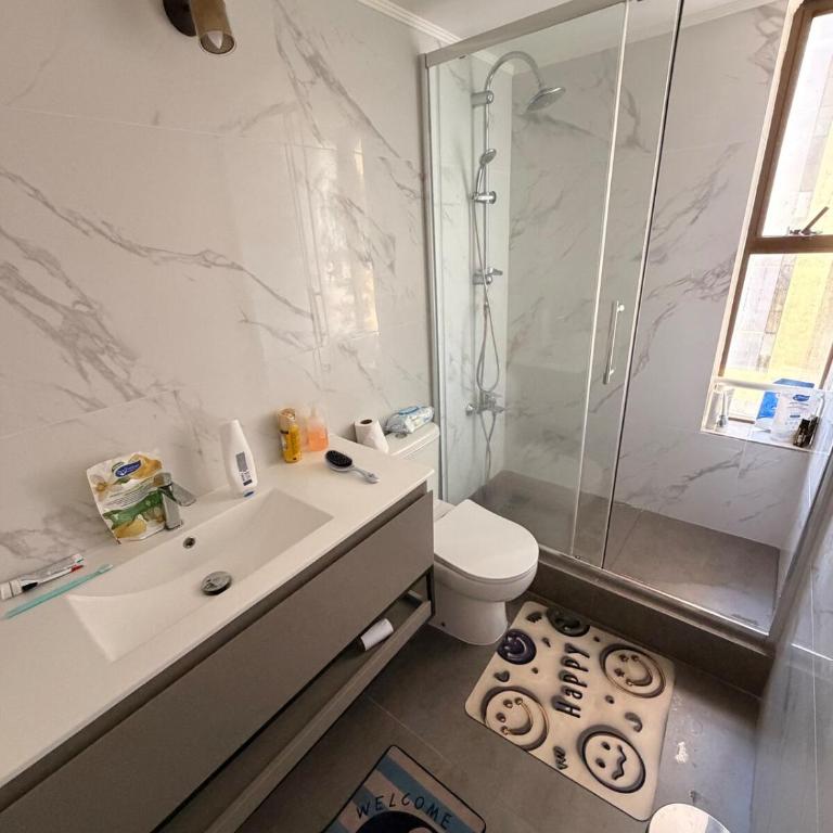 Spacious and remodeled apartment - Apartamento de 1 dormitorio - 2