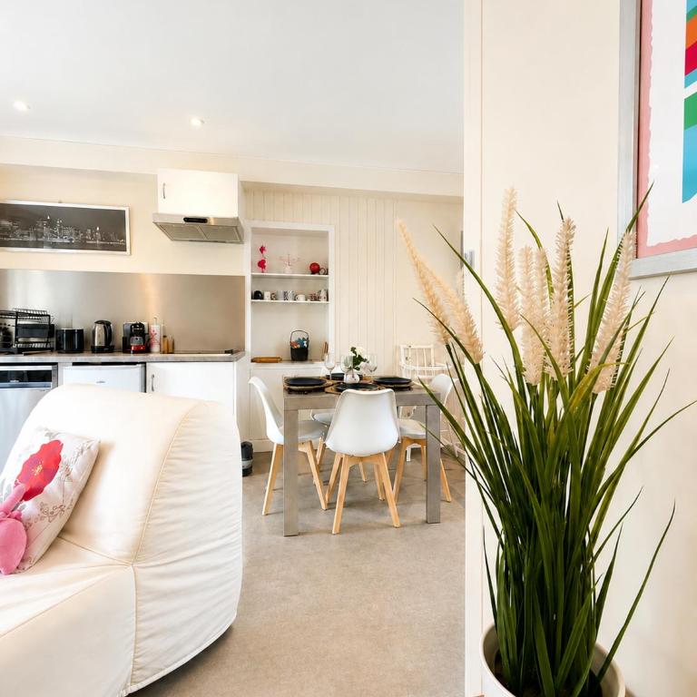 Le Flamant Rose, proche centre-ville avec terrasse - Maison 1 Chambre - 10