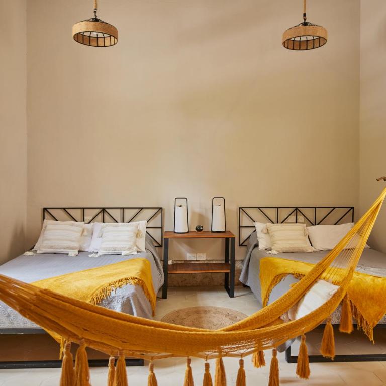Casa Zunum Stylish gem with pool in Merida Centro - Three-Bedroom Villa - 7