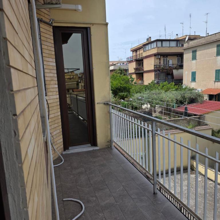 Aurora Residence Tor Vergata,Free Gated Private parking - Apartamento con balcón - 13