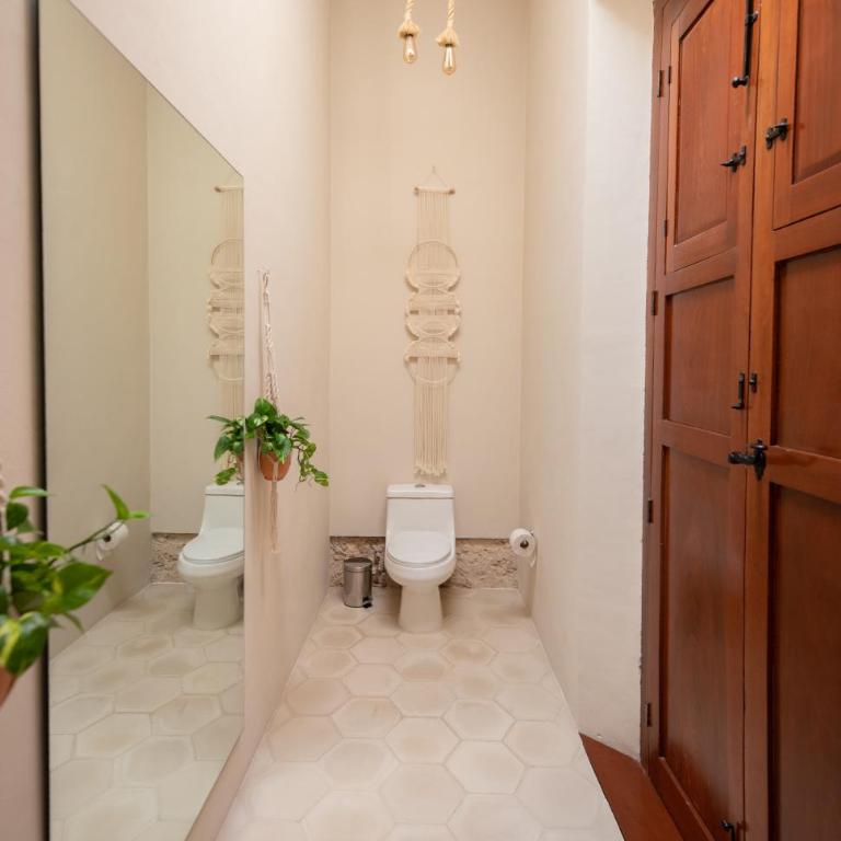 Casa Zunum Stylish gem with pool in Merida Centro - Three-Bedroom Villa - 3