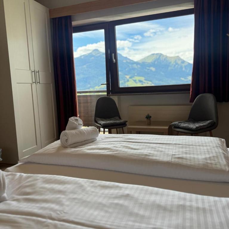 Sonnenburg Hotel - Familienzimmer mit Terrasse - 4