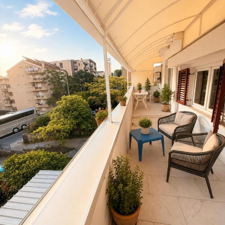Central Nesst Budva - One-Bedroom Apartment - 6