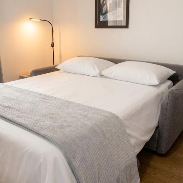 Rooftop pool à Antibes - Sophia Antipolis - Two-Bedroom Apartment - 25