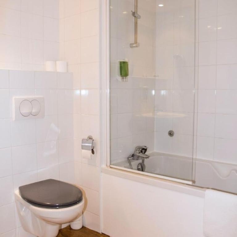 Rooftop pool à Antibes - Sophia Antipolis - Two-Bedroom Apartment - 30