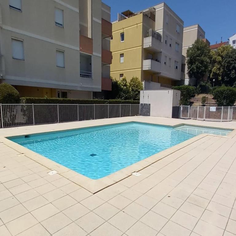 L'Etoile Biterroise - Location appartement de vacances - Béziers - Apartment mit 2 Schlafzimmern - 4