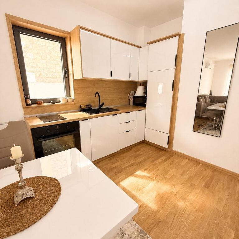 Blue Horizon Bečići Sea View Apartment - Apartman sa 1 Spavaćom Sobom - 2