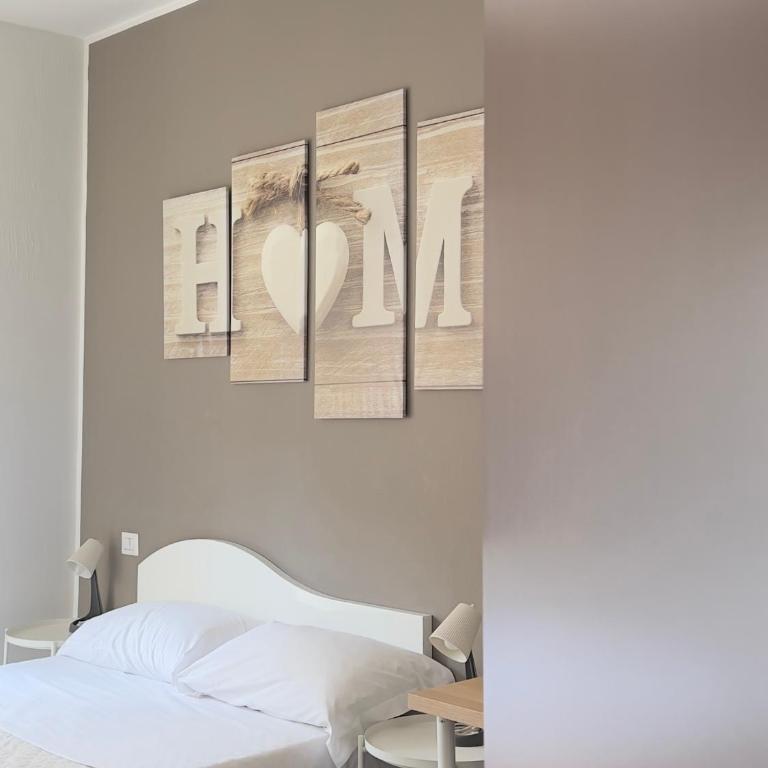Guest House Brianza Room - Camera Matrimoniale Standard con Bagno in Comune - 7