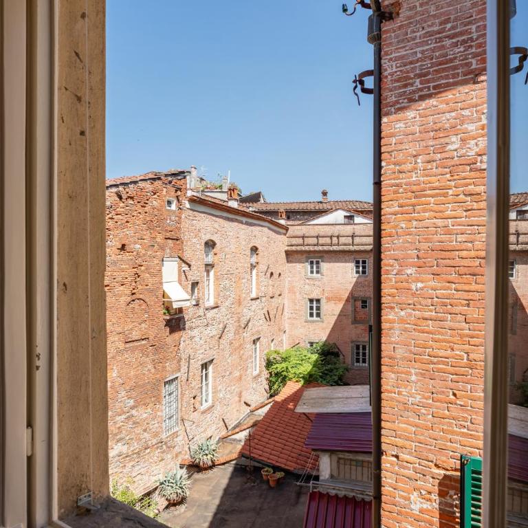 Casa Momo - Modern stay in the heart of Lucca - Apartamento - 19