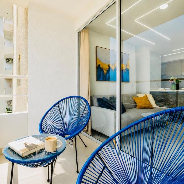 Ivory Tide, Sea View, Pool & Coastal Calm - Three-Bedroom Apartment with Sea View - 40