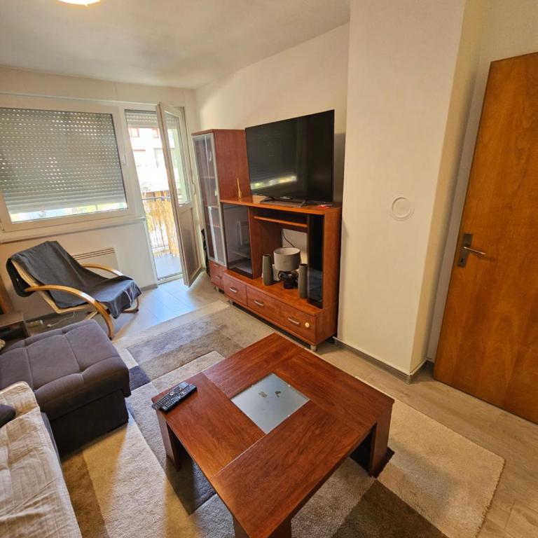 Fly23 - Apartman sa 1 Spavaćom Sobom - 2