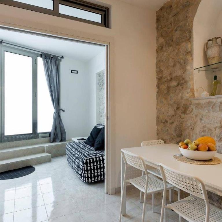 Casa Nerina in centro Scicli - Two-Bedroom Deluxe Apartment - 8