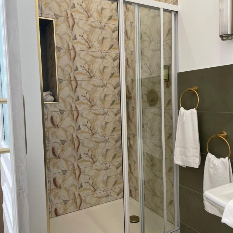 La Boulonnaise - Chambre Double avec Salle de Bains Privative - 5