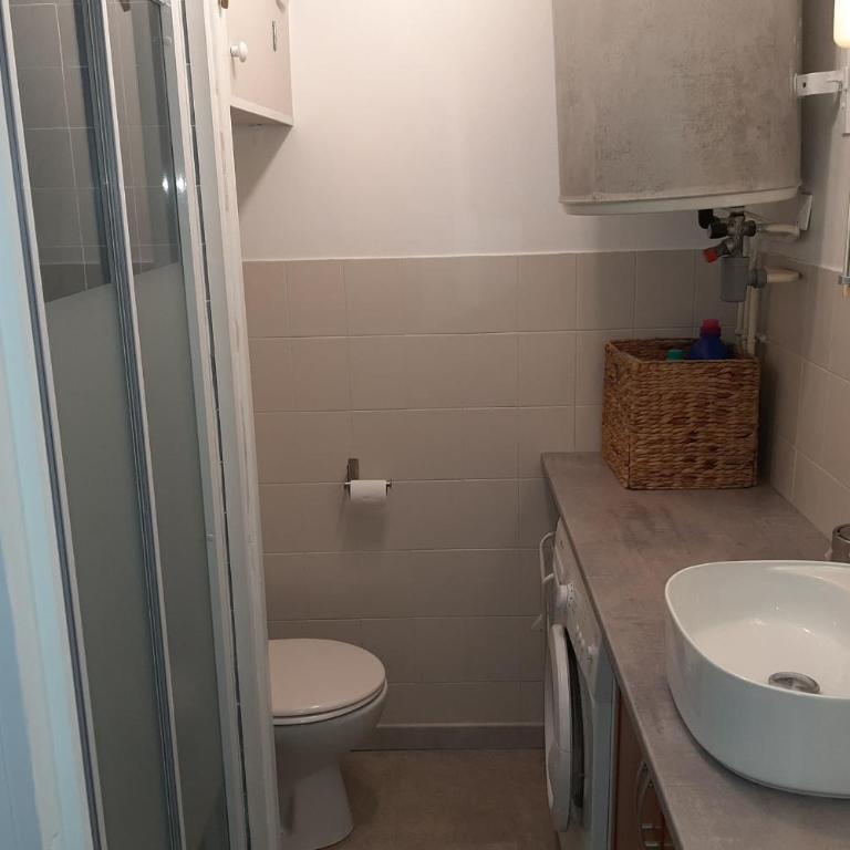 Bright studio 300m from beach with balcony - Appartamento - 8