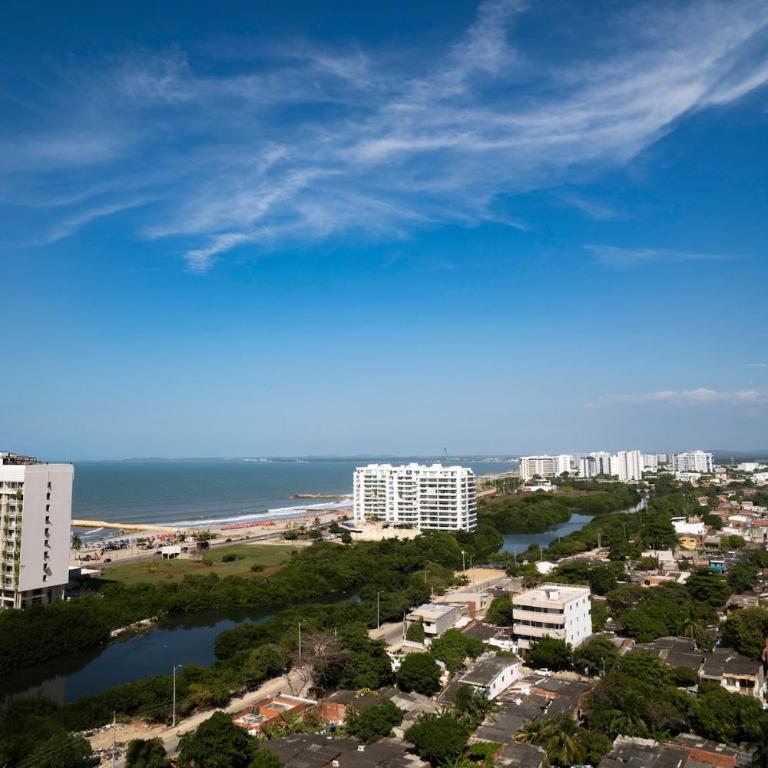 Golden Breeze, Seaview, Old town & Pool - Three-Bedroom Apartment with Sea View - 11