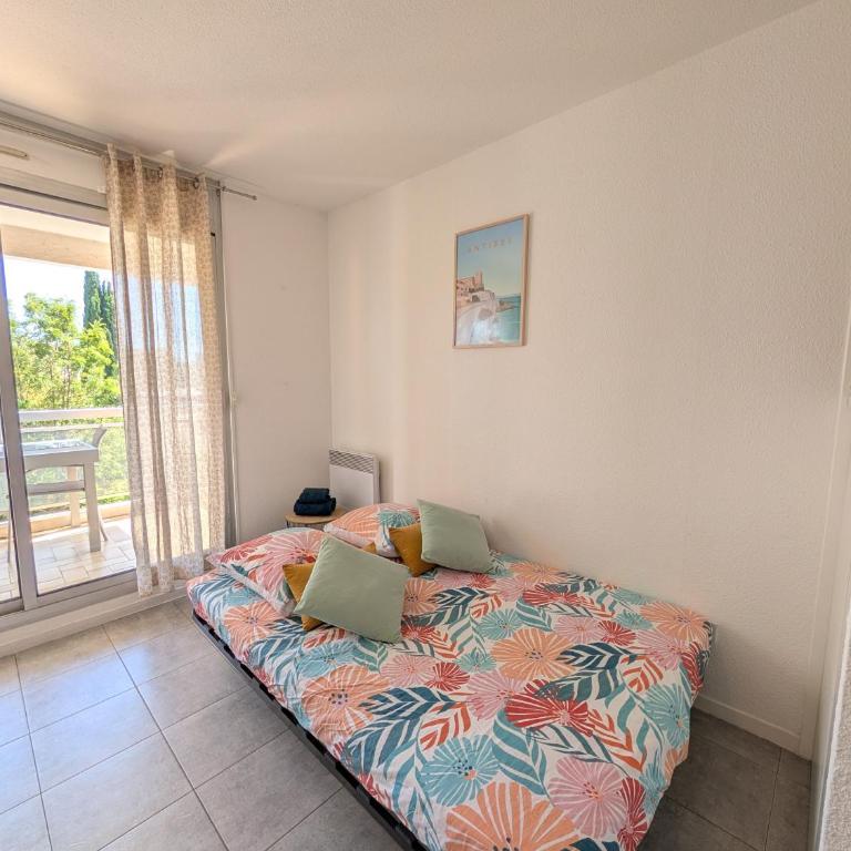 NEW Solex Studio climatisé parking Antibes Gare Port Fort Carré - One-Bedroom Apartment - 4