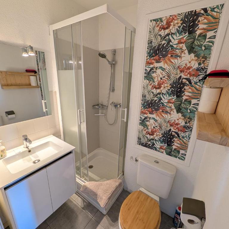 NEW Solex Studio climatisé parking Antibes Gare Port Fort Carré - One-Bedroom Apartment - 9