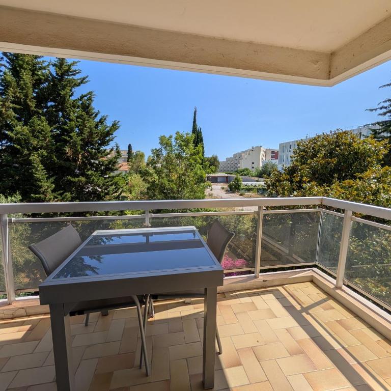 NEW Solex Studio climatisé parking Antibes Gare Port Fort Carré - One-Bedroom Apartment - 11