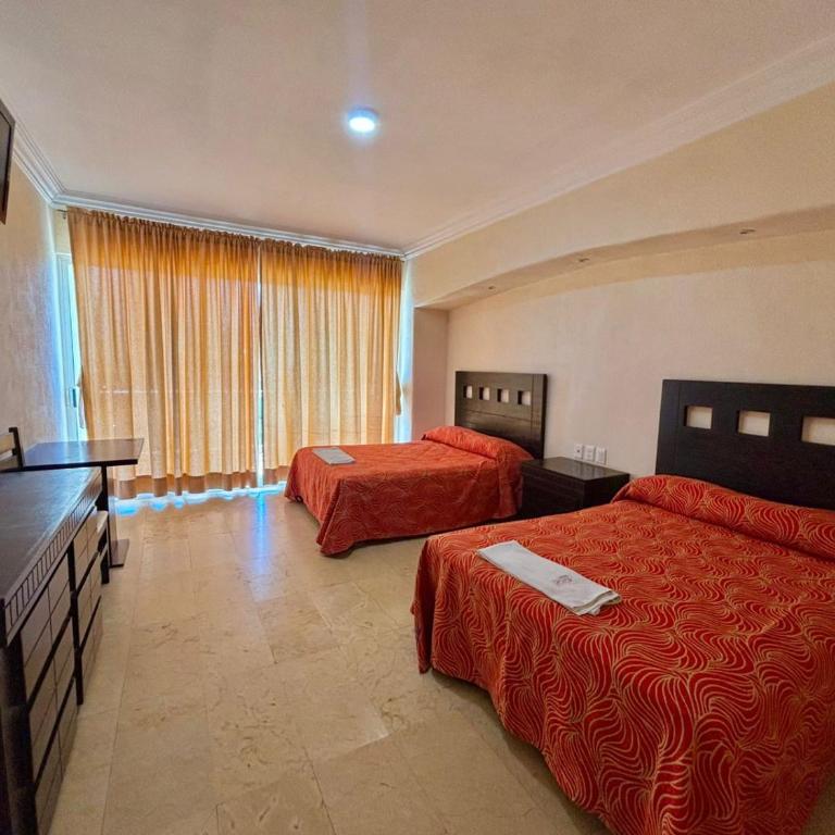 Hotel RRU Diamante - Habitación Doble - 2 camas dobles - 3