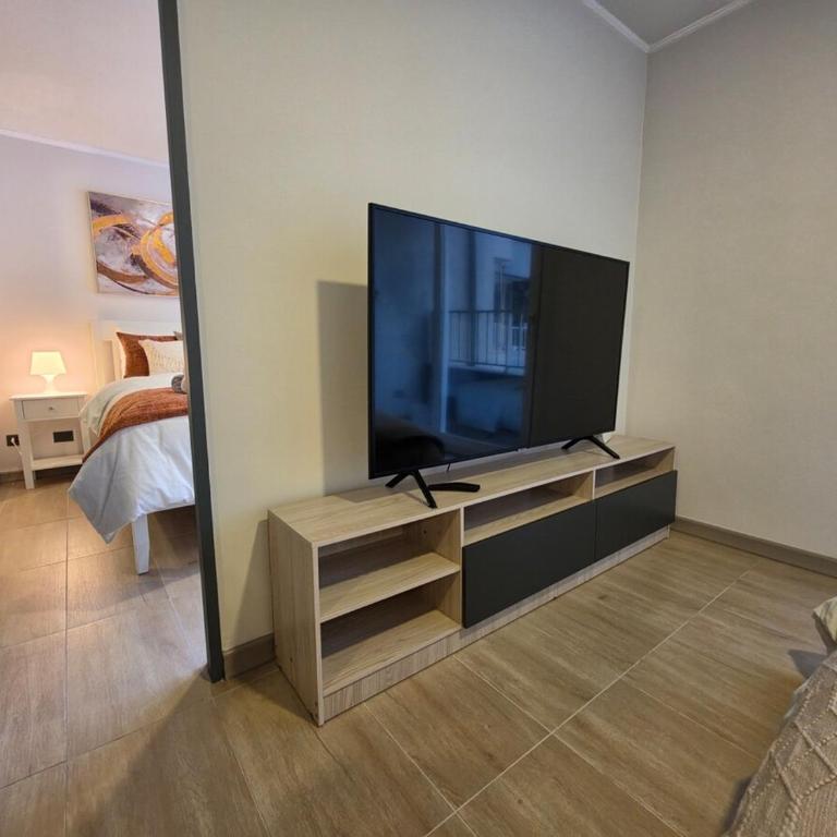 Modern 1BR Apartment with Parking Downtown Santiago - One-Bedroom Apartment with Balcony - 20