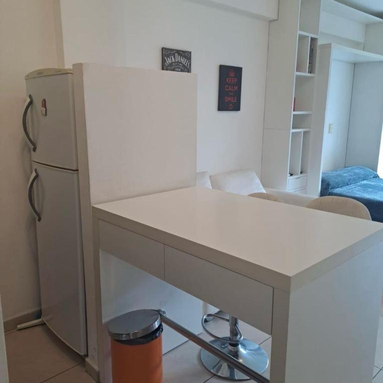 Monoambiente Luminoso Viamonte - Apartamento de 1 dormitorio - 2