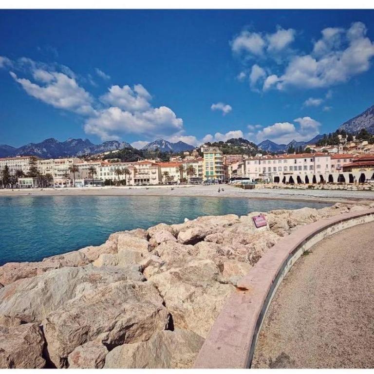 MARE Spacieux 3T cœur de Menton Charme de l'ancien parking - Two-Bedroom Apartment - 20