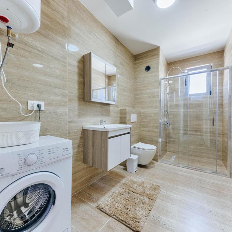 Malik Bay RESIDENTS - Apartman s 2 Spavaće Sobe sa Balkonom i Terasom - 17