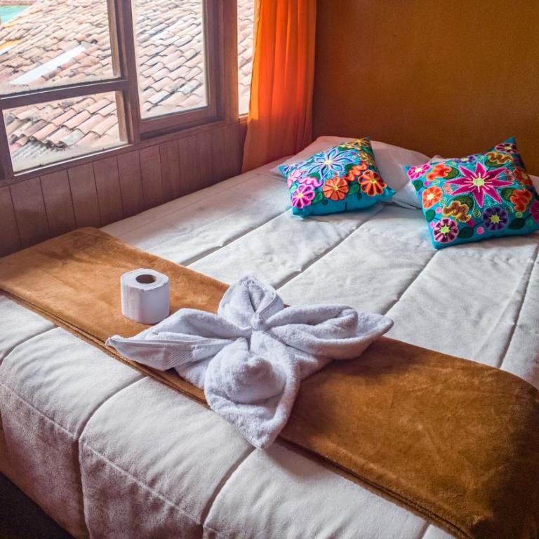 MALLQUICHA Accomodation and tours - Double Room with Private Bathroom - 17