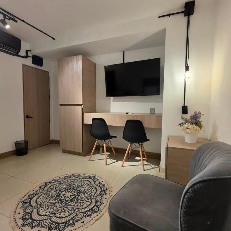 Yarumo Chill Room in El Poblado, Medellin wc AC - One-Bedroom Apartment - 1