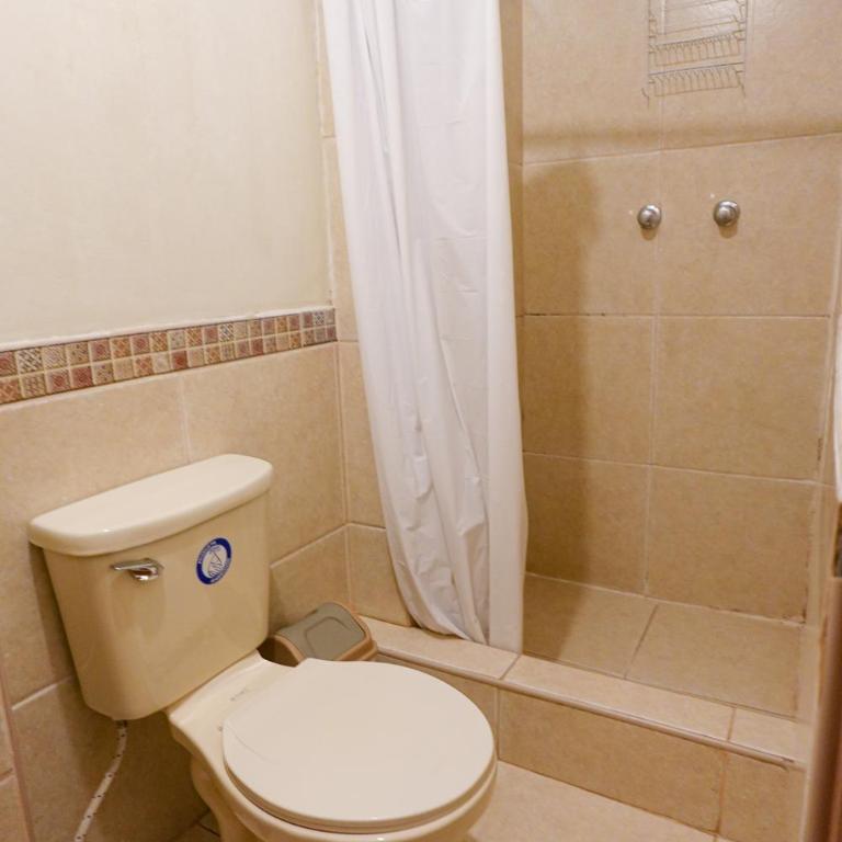 MALLQUICHA Accomodation and tours - Twin Room with Private Bathroom - 28