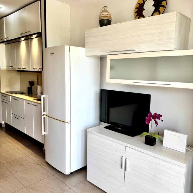 APARTBEACH INTERNACIONAL 1 RESIDENCIAL y PISCINAS - Apartment - 5