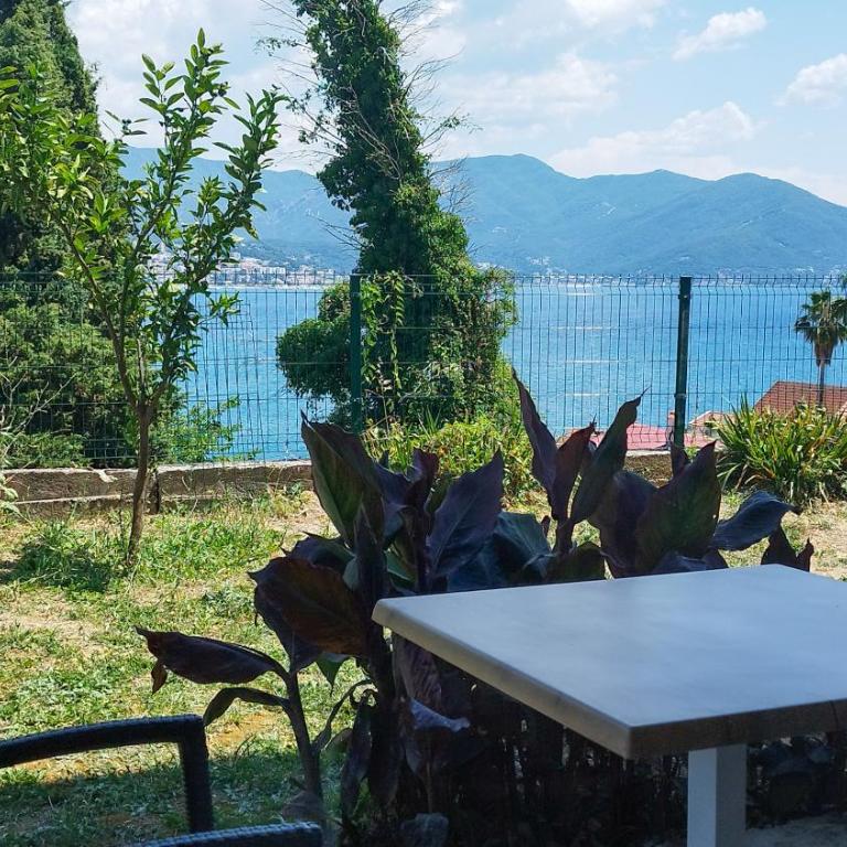 Villa Boka Sunrise Apartments - Apartment with Sea View - 8