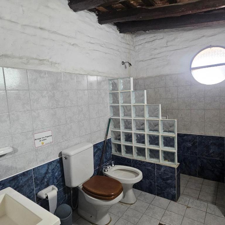 CASA de CAMPO CON PILETA Y CANCHA DE FUTBOL EN JUANA KOSLAY - Three-Bedroom Townhouse - 11