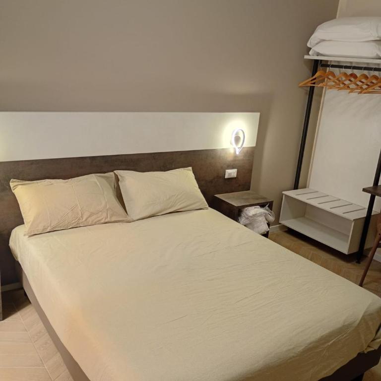 Garibaldi Boutique Rooms & Suites - Camera Matrimoniale Deluxe - 3