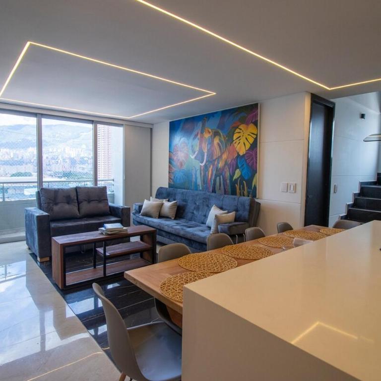 Amazing Penthouse 802, Jacuzzi, 15 min to Provenza - Three-Bedroom Apartment with View - 34