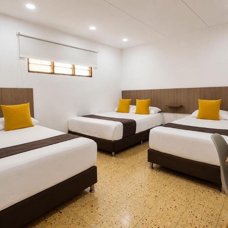 Ayenda Hotel Helenas - Habitación Familiar Estándar - 3
