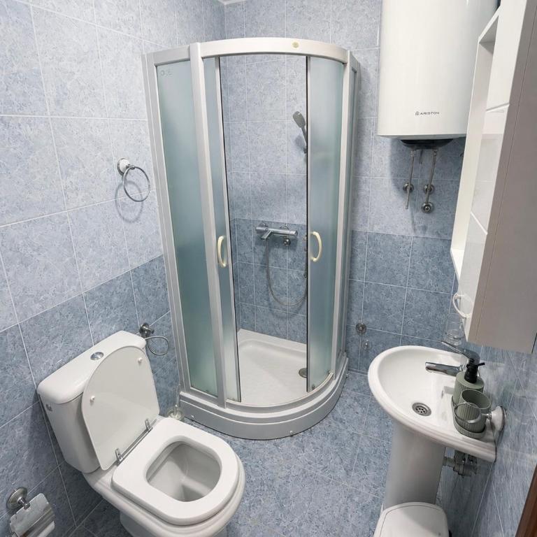 M Apartments 2 - Standardna Dvokrevetna Soba sa Bračnim Krevetom - 7