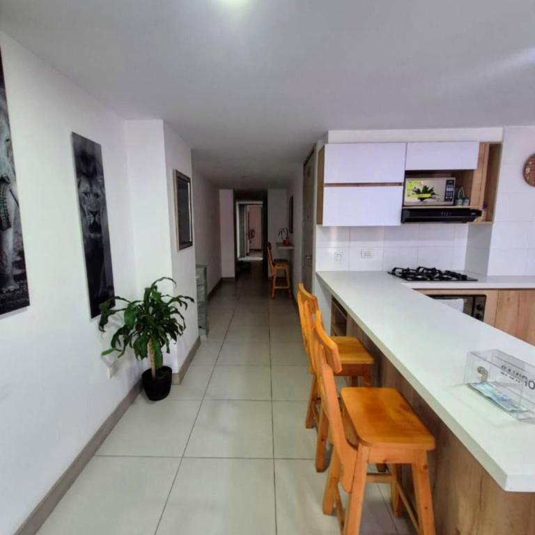 Apartamento Luareles-San joaquin-Balcon - Two-Bedroom Apartment - 29